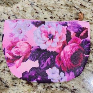 2/10$ new IPSY makeup bag